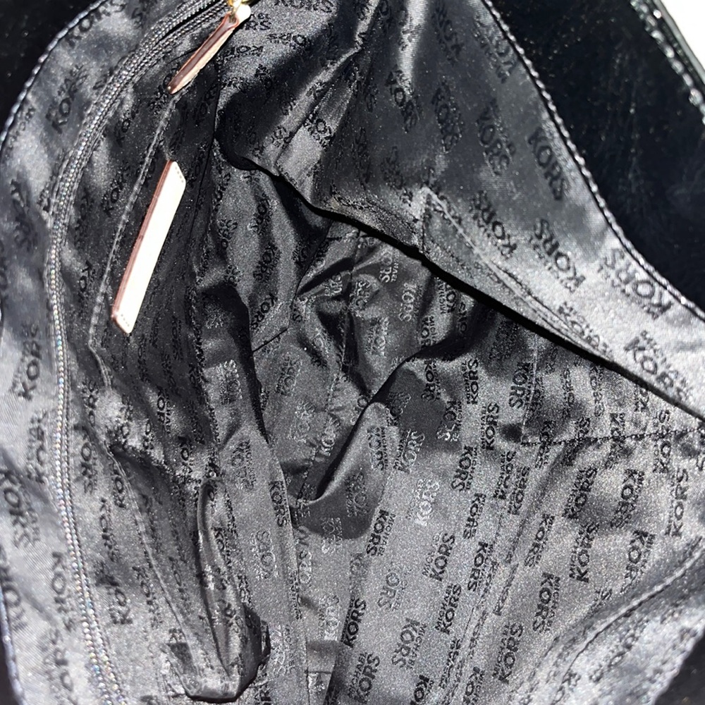 Michael Kors Shoulder Purse - Picture 13 of 17